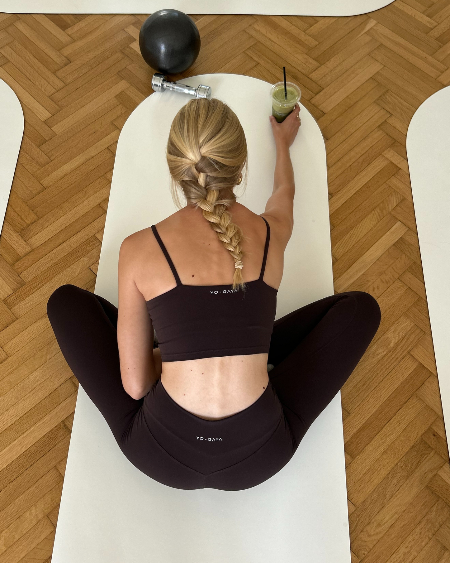 Sports Bra - Coffee Bean